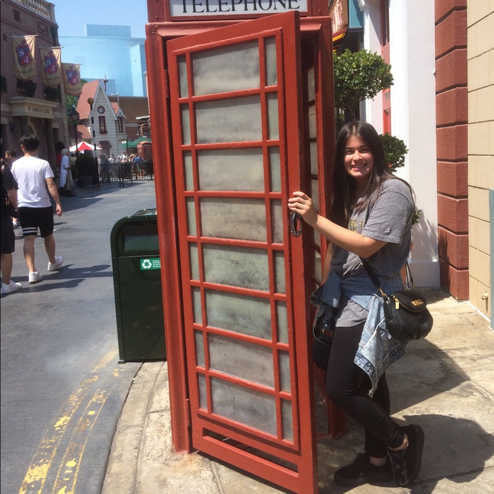 Meet your Posher, Joanna